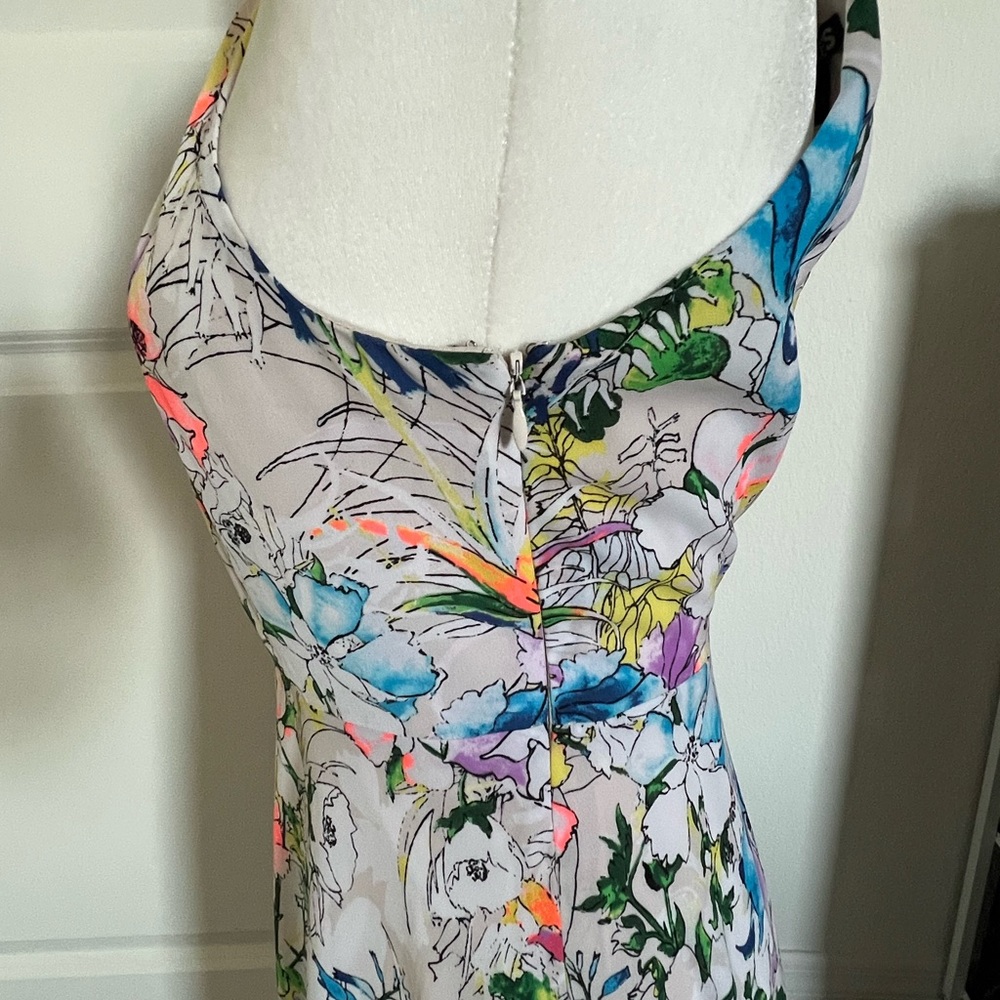 EUC Express Bright Floral Mini Dress - 6 - Picture 7 of 9
